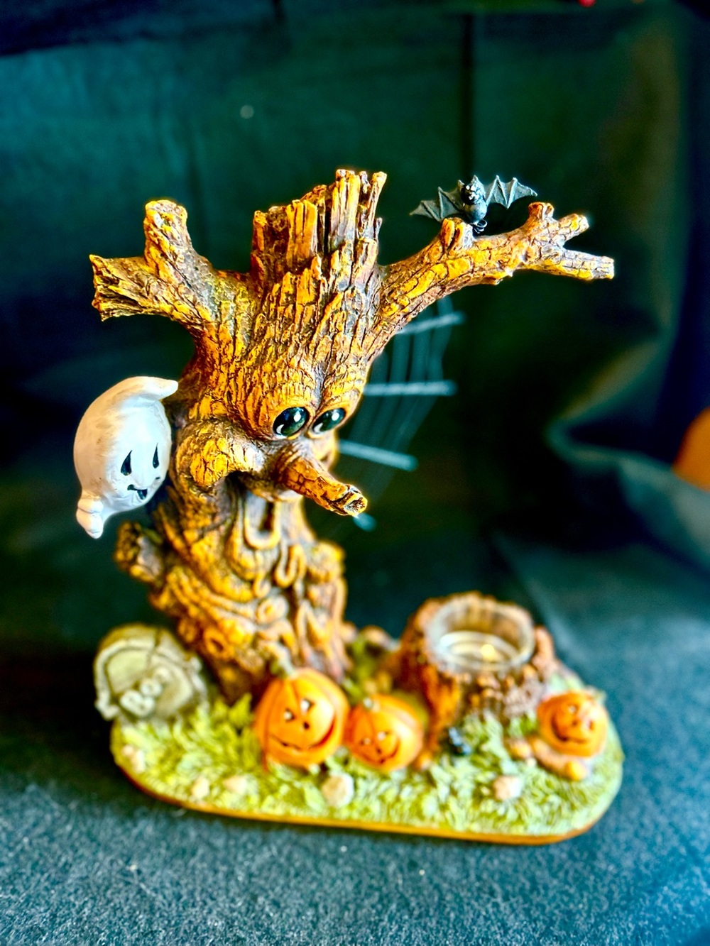 New YANKEE CANDLE TEA LIGHT Pumpkin Tree Halloween 9.5” Tall Tea light Holder